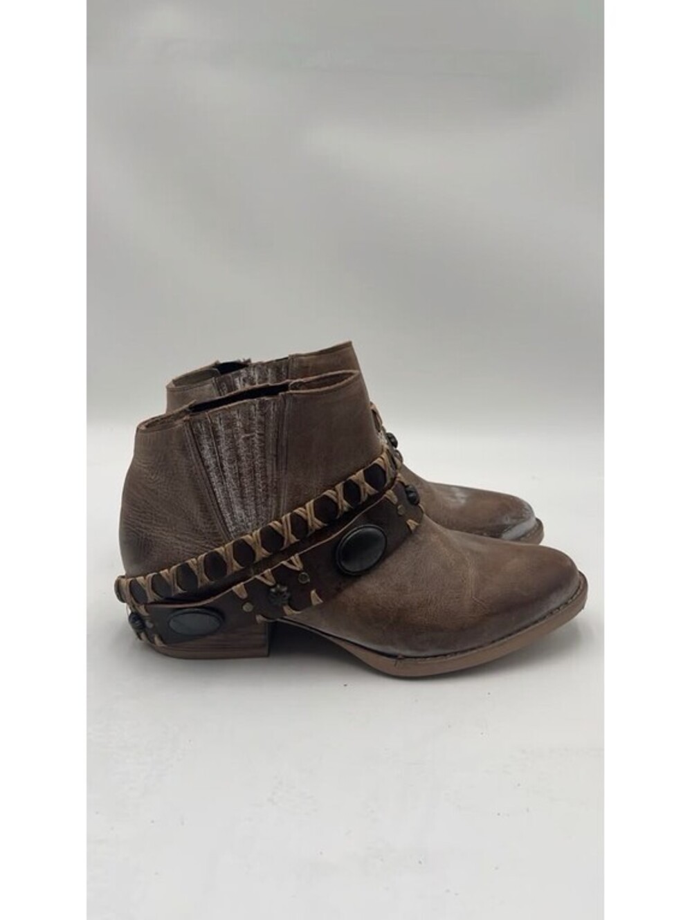 Women’s Circle G Harness Fashion Booties Brown Leather Size 9